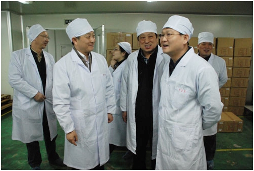 國(guó)家藥監(jiān)局領(lǐng)導(dǎo)視察仁和集團(tuán)