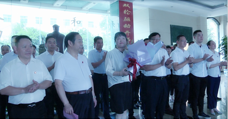 1563326646405063495.png 22.png